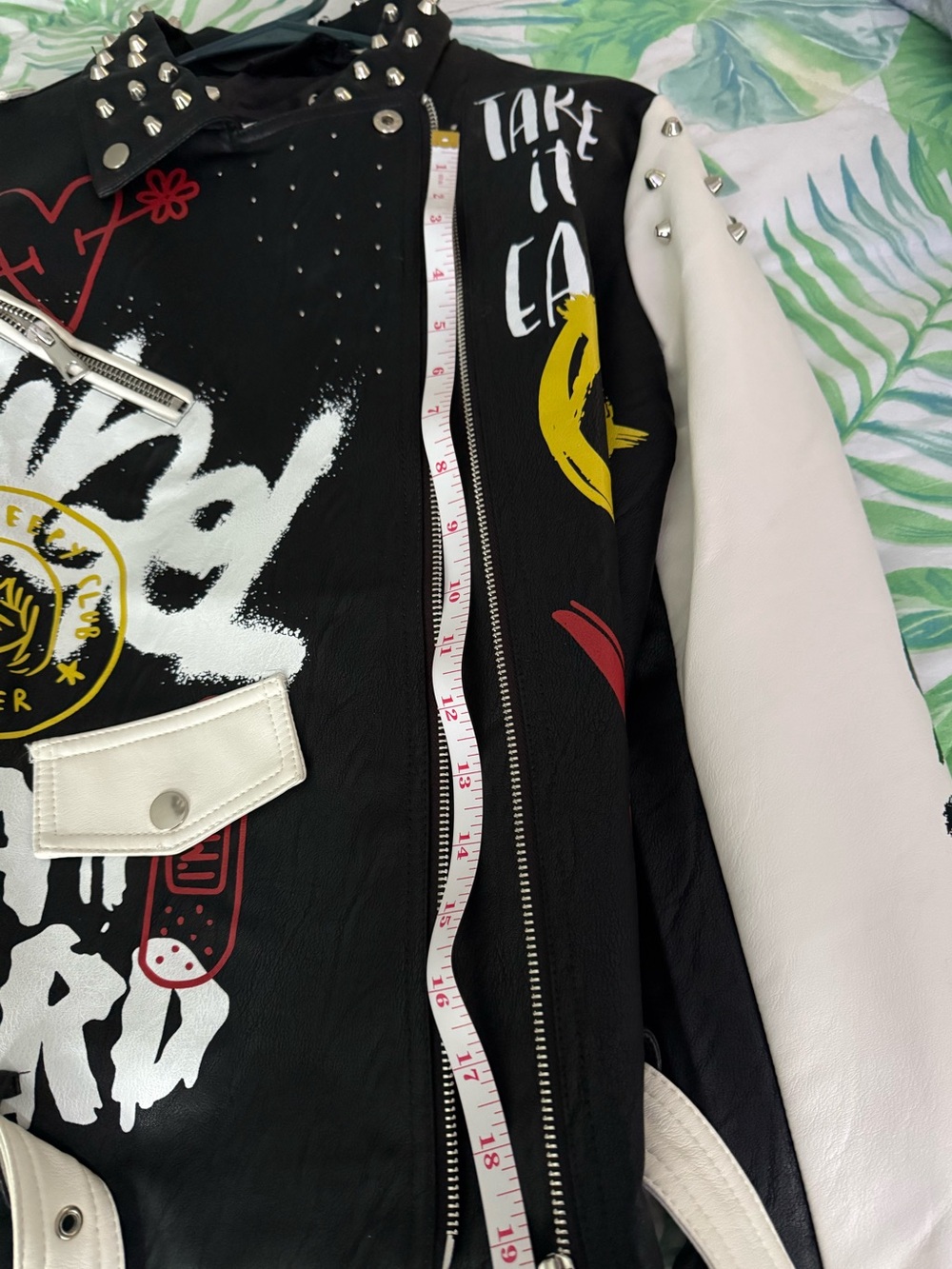 💥💥Studded Black & White Graffiti Faux Leather Street wear/Punk/Vintage jacket - Picture 10 of 16